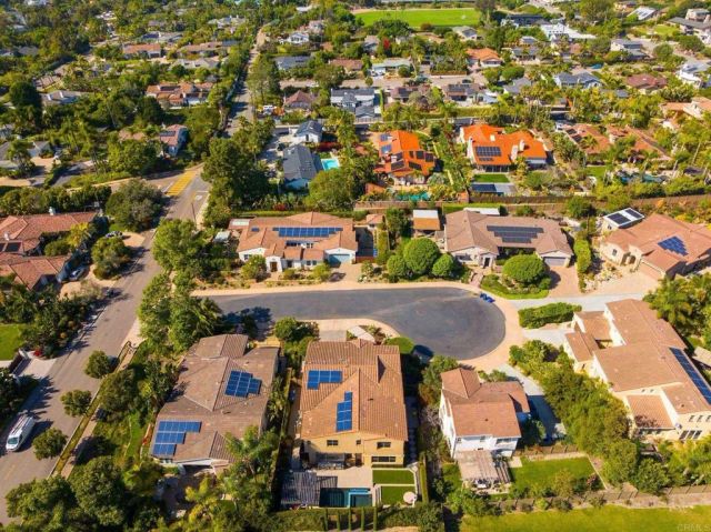 809 Dolphin Circle, Encinitas, CA 92024