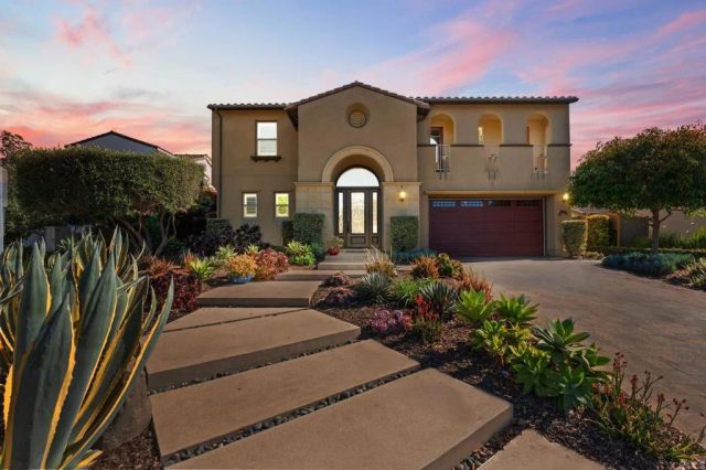 809 Dolphin Circle, Encinitas, CA 92024