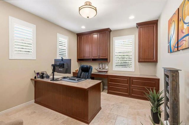 809 Dolphin Circle, Encinitas, CA 92024