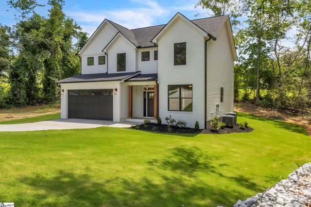 6 Eastwood Court, Taylors, SC 29687