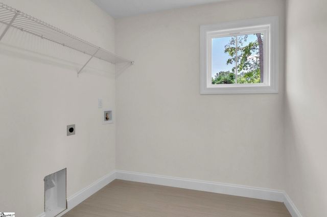 6 Eastwood Court, Taylors, SC 29687