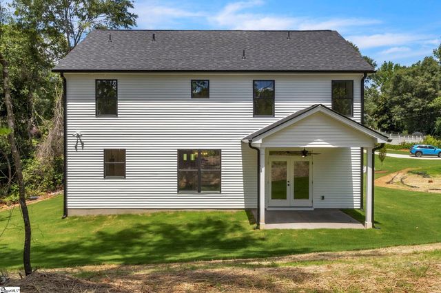 6 Eastwood Court, Taylors, SC 29687