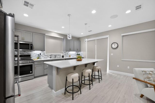 3142 Cortina Drive, Pittsburg, CA 94565