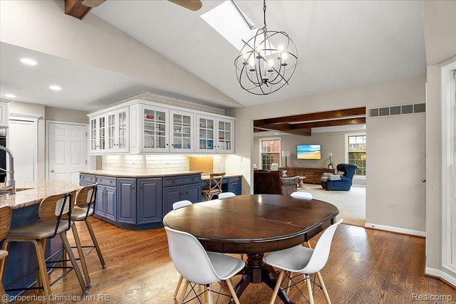 2684 Bradway Boulevard, Bloomfield Hills, MI 48301