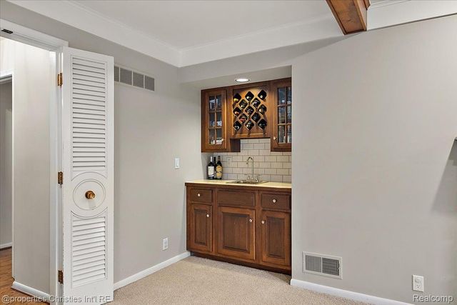 2684 Bradway Boulevard, Bloomfield Hills, MI 48301