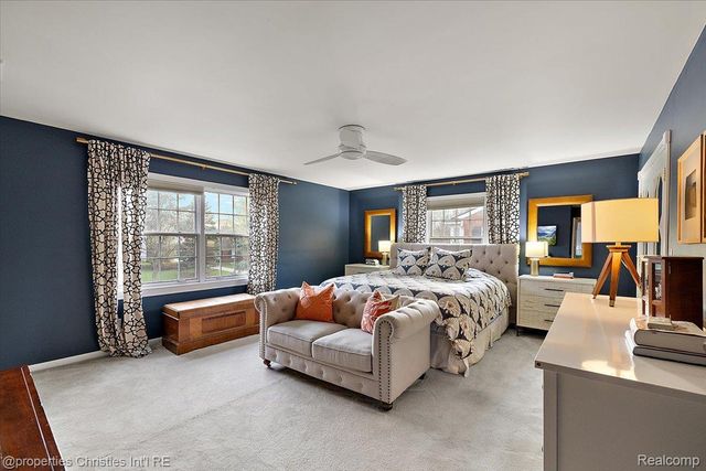 2684 Bradway Boulevard, Bloomfield Hills, MI 48301