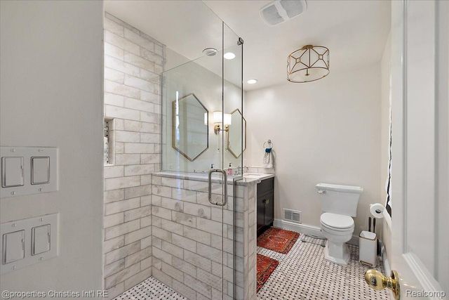 2684 Bradway Boulevard, Bloomfield Hills, MI 48301