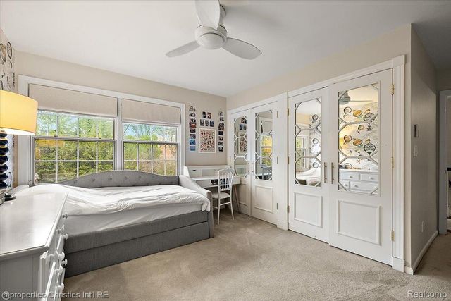 2684 Bradway Boulevard, Bloomfield Hills, MI 48301