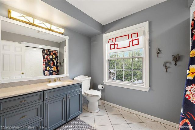 2684 Bradway Boulevard, Bloomfield Hills, MI 48301