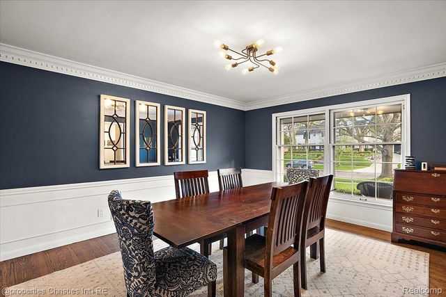 2684 Bradway Boulevard, Bloomfield Hills, MI 48301