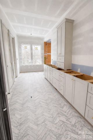 125 Randstone Court, Charlotte, NC 28211