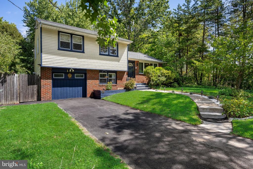 120 N VALLEYBROOK RD, CHERRY HILL, NJ 08034 — exterior