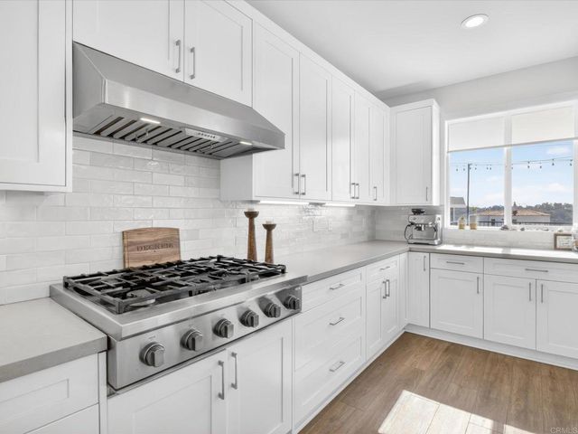 1858 Avocado Rd, Oceanside, CA 92054