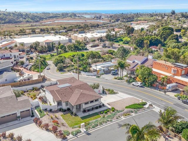 1858 Avocado Rd, Oceanside, CA 92054