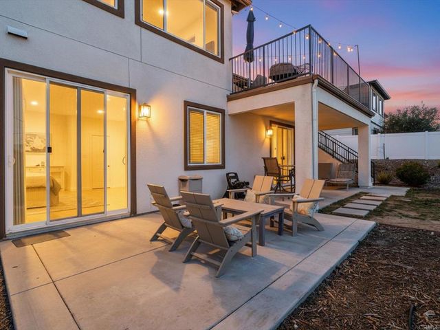 1858 Avocado Rd, Oceanside, CA 92054