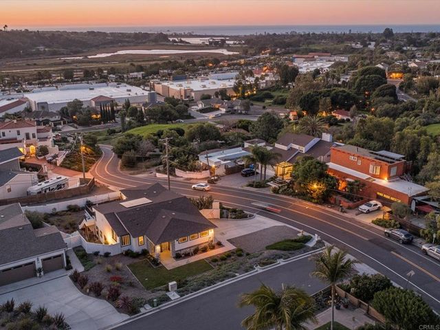 1858 Avocado Rd, Oceanside, CA 92054