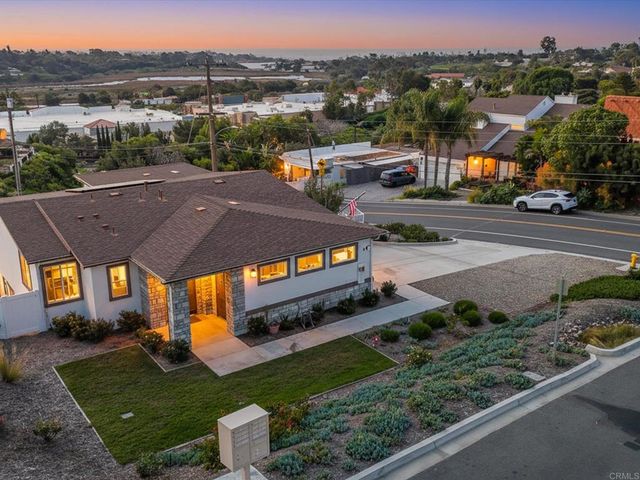 1858 Avocado Rd, Oceanside, CA 92054