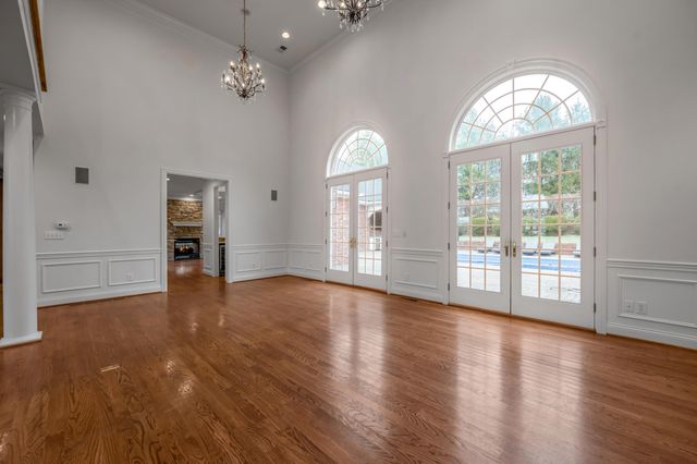 1056 High Point Drive, Nicholasville, KY 40356