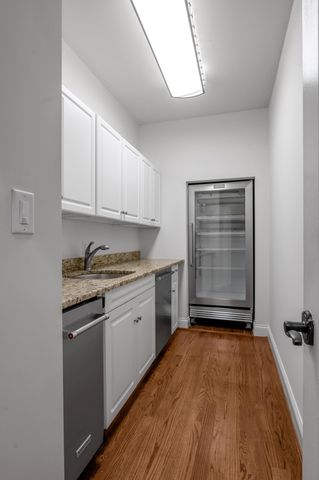 1056 High Point Drive, Nicholasville, KY 40356