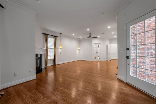 1056 High Point Drive, Nicholasville, KY 40356