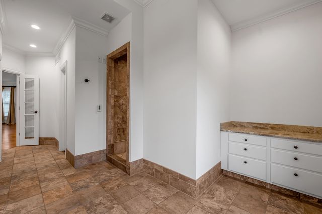 1056 High Point Drive, Nicholasville, KY 40356