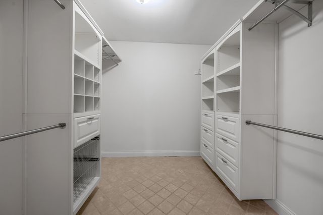 1056 High Point Drive, Nicholasville, KY 40356