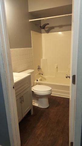 3303 Colgate Avenue 3303, Zion, IL 60099