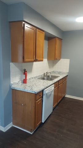 3303 Colgate Avenue 3303, Zion, IL 60099
