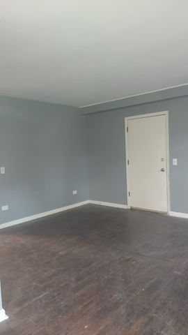 3303 Colgate Avenue 3303, Zion, IL 60099
