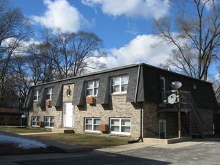 3303 Colgate Avenue 3303, Zion, IL 60099