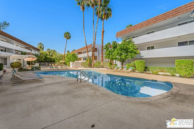 2300 S Palm Canyon Drive 31, Palm Springs, CA 92264