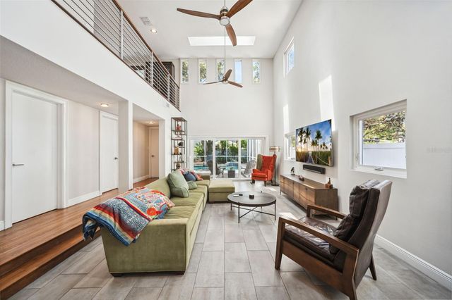 1120 43RD AVENUE N, St Petersburg, FL 33703