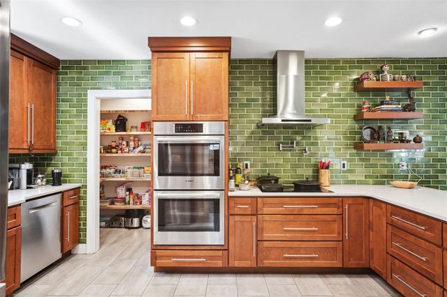 1120 43RD AVENUE N, St Petersburg, FL 33703