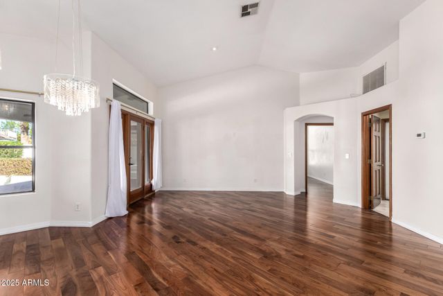 8648 S KENWOOD Lane, Tempe, AZ 85284