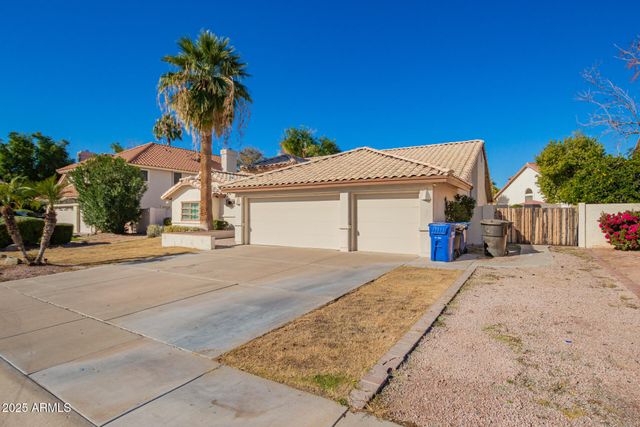 8648 S KENWOOD Lane, Tempe, AZ 85284