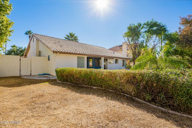 8648 S KENWOOD Lane, Tempe, AZ 85284