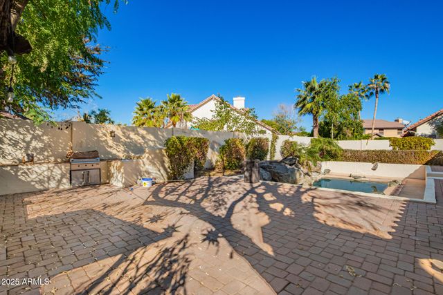 8648 S KENWOOD Lane, Tempe, AZ 85284