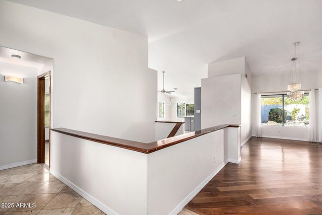 8648 S KENWOOD Lane, Tempe, AZ 85284