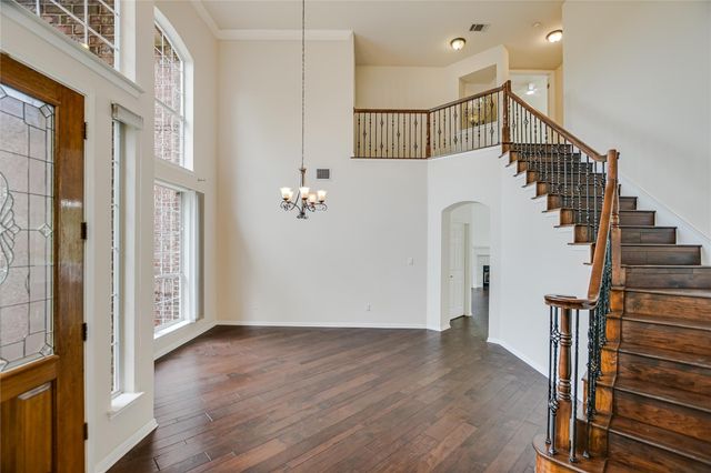 10201 Spicewood Mesa, Austin, TX 78759