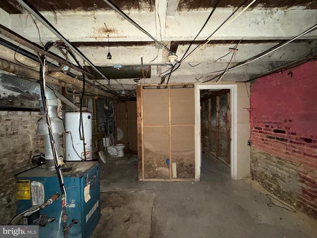 2400 E LAFAYETTE AVE, Baltimore, MD 21213