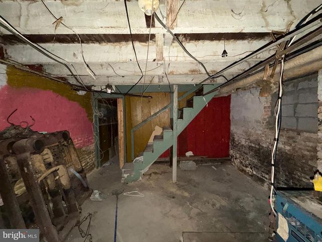 2400 E LAFAYETTE AVE, Baltimore, MD 21213