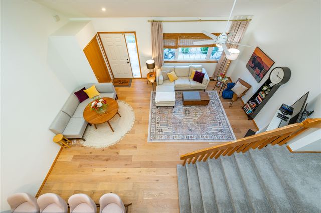 555 SE Laurel Street 2, Waukee, IA 50263