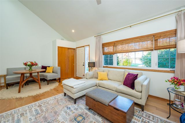 555 SE Laurel Street 2, Waukee, IA 50263