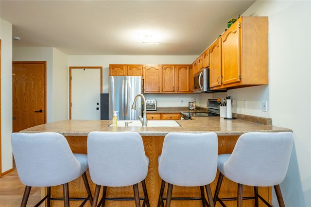 555 SE Laurel Street 2, Waukee, IA 50263