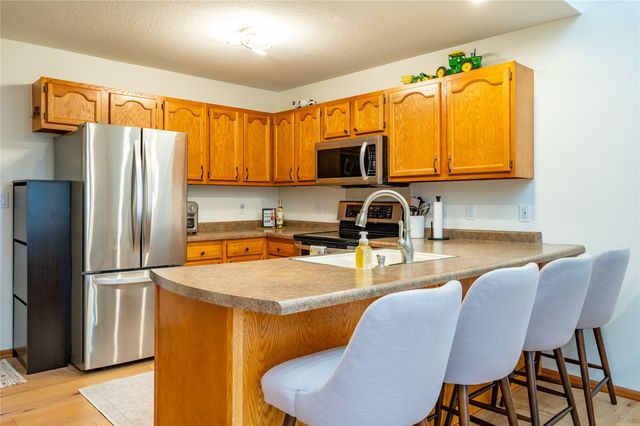 555 SE Laurel Street 2, Waukee, IA 50263