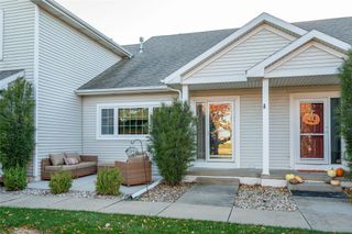 555 SE Laurel Street 2, Waukee, IA 50263