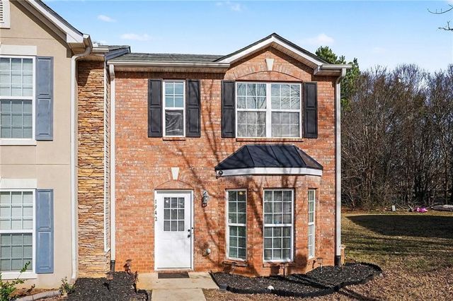 1942 Grove Way, Hampton, GA 30228