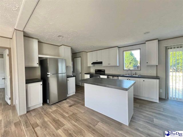 2006 Warren's Loop, Marion, SC 29571