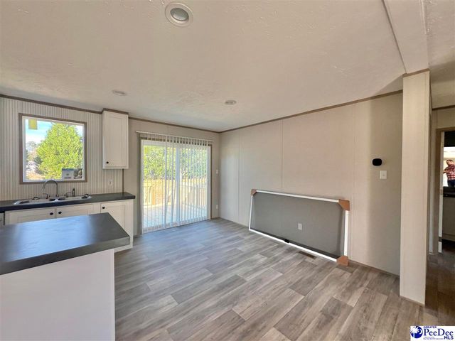 2006 Warren's Loop, Marion, SC 29571