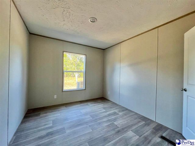 2006 Warren's Loop, Marion, SC 29571